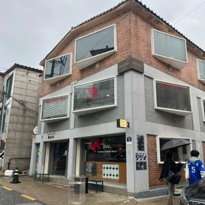 버트 리뷰 사진