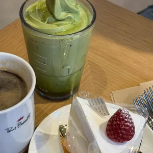 폴 바셋 강남역 사진