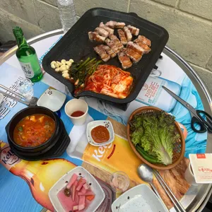 멍석집 사진