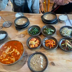 벚나무집 사진
