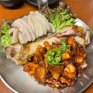 백년족발 사진