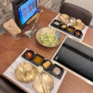 청민샤브 사진
