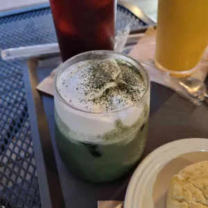 앤아더 사진 1