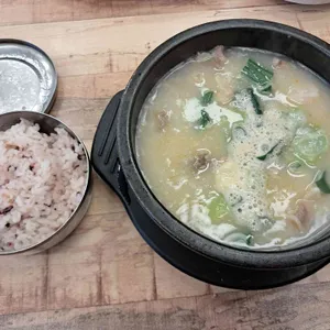 탑골순대국 사진