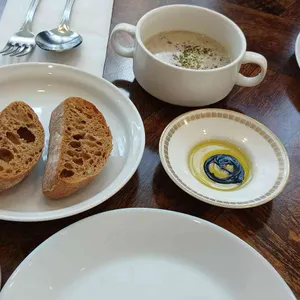 코너그레이 사진