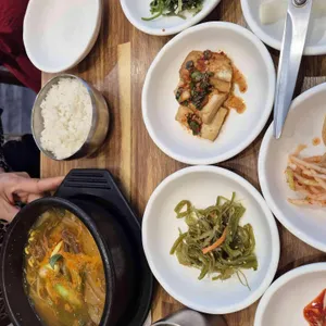 메밀고밀면 사진