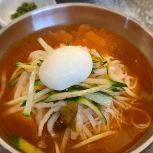 죽여주는동치미국수 사진