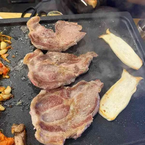 국생돈 사진