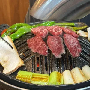 우희 사진
