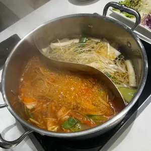 스구식탁 사진