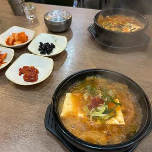 88콩나물국밥 사진