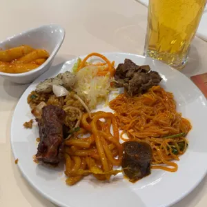 애슐리퀸즈 사진