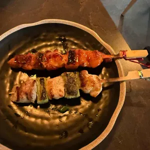 토리아에즈 사진