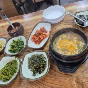 꽃이있는곤드레밥 사진