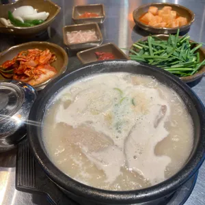 수변최고돼지국밥 사진