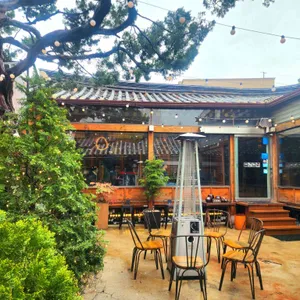 한옥 달 리뷰 사진
