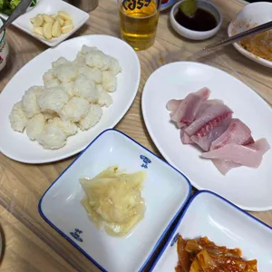 삼삼횟집 사진