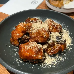 Gongi 사진