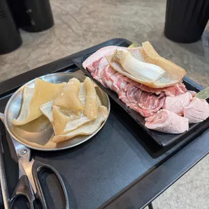 왁자지껄 뒷고기집 사진