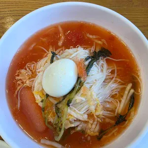 죽여주는동치미국수 사진