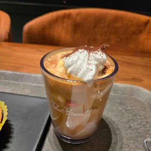 폴바셋  사진