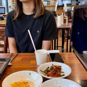 장군꼬들살김치찌개 사진