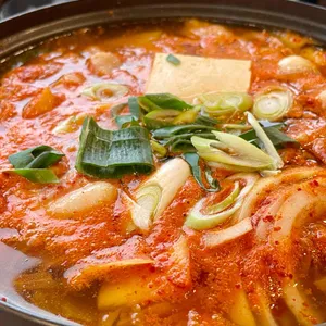 장군꼬들살김치찌개 사진
