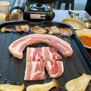 장군꼬들살김치찌개 리뷰 사진