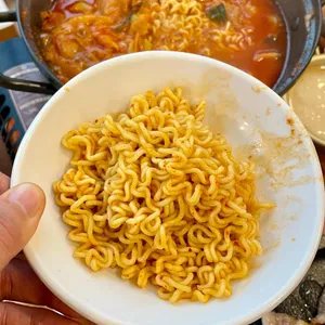 장군꼬들살김치찌개 리뷰 사진