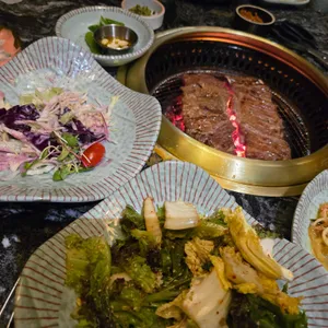 석우헌 사진