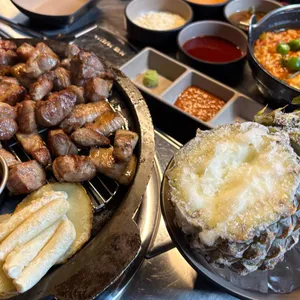 돼봉삼겹살 사진