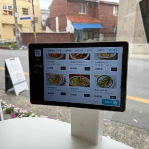 레브 리뷰 사진