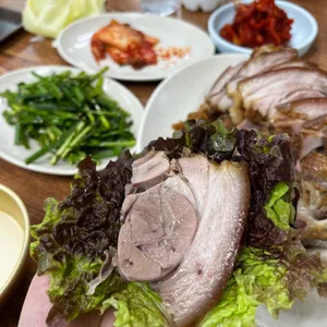 양희방 왕족발 사진
