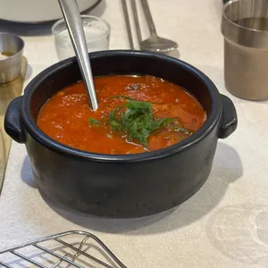 정숙성 사진