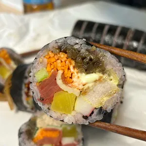 뽕식이네김밥 사진