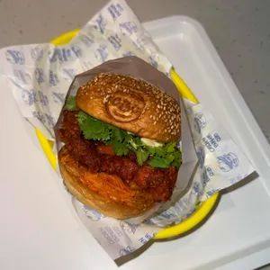 치킨버거클럽 사진