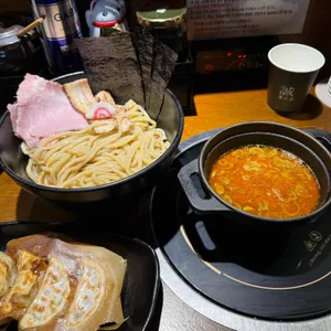 마코토 사진