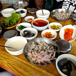 용산 회 식당 사진