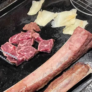 삼돌박이수라육간 사진