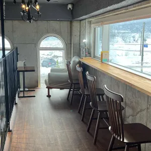 동명서헌 북카페 거실 리뷰 사진