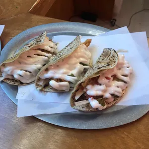 꼬스떼스 타코스 사진