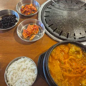 천지회관 사진