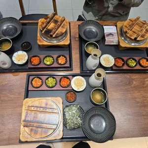 탐솥 사진