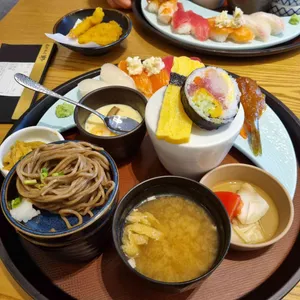 상무초밥 사진