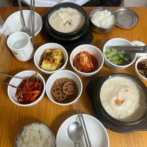 피양콩 할마니 사진