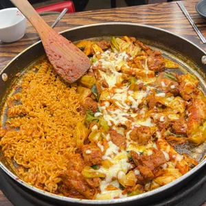 유가네 닭갈비 사진