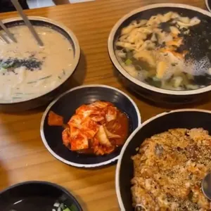 뜨락에 사진
