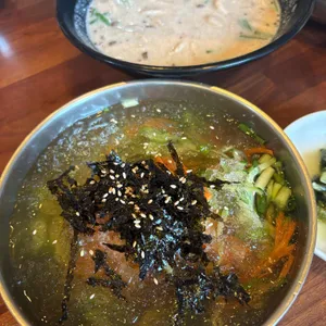 산마을도토리 사진