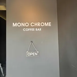 모노크롬 커피바 리뷰 사진