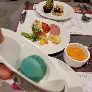 아스테라뷔페 사진